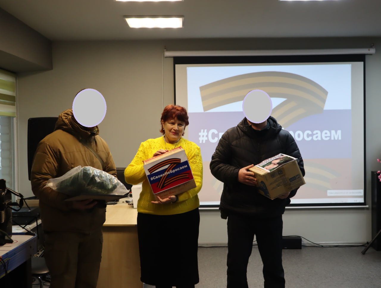 В Черниговской центральной библиотеке провели час мужества, приуроченного ко Дню Героев Отечества «Прикоснись сердцем к подвигу» В Черниговской центральной библиотеке провели час мужества, приуроченного ко Дню Героев Отечества «Прикоснись сердцем к подвигу»