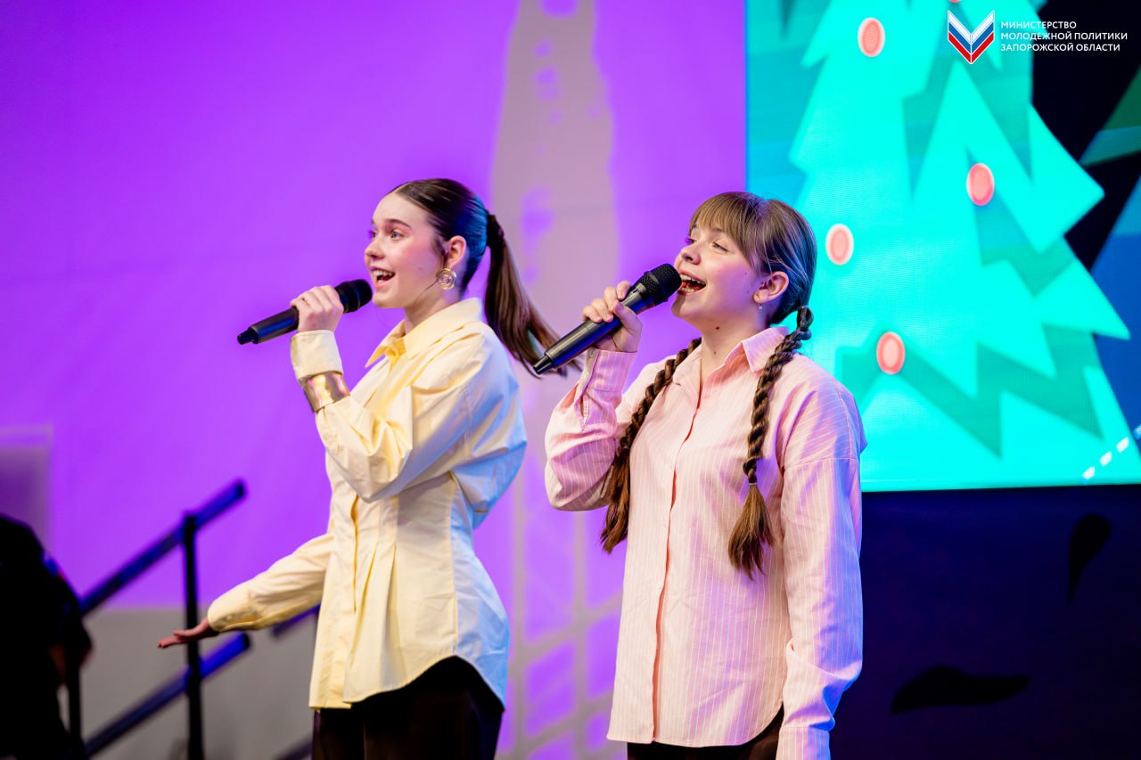 В Мелитополе состоялся итоговый слёт Межрегионального молодёжного движения «Юг Молодой» В Мелитополе состоялся итоговый слёт Межрегионального молодёжного движения «Юг Молодой»