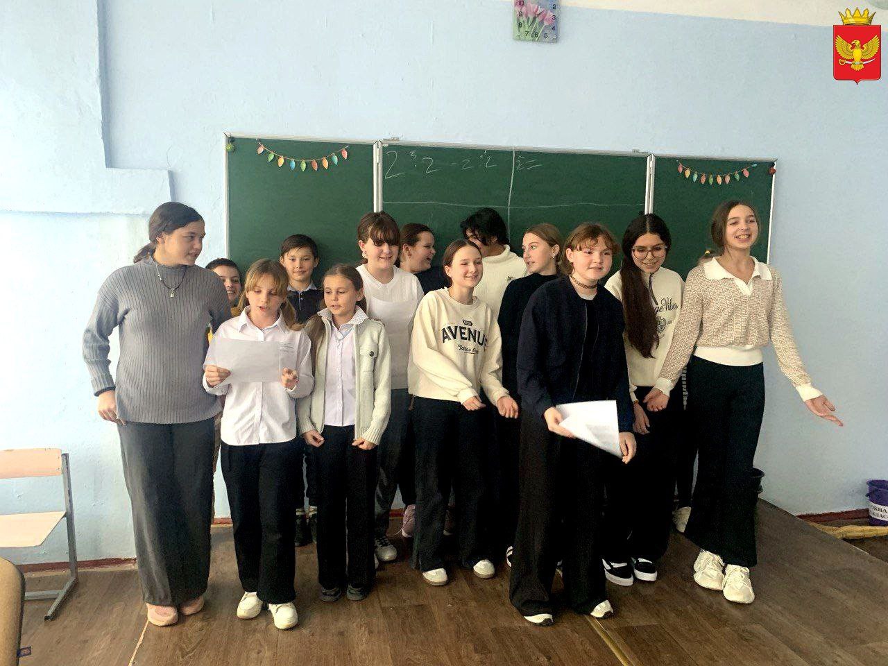 В ГБУ ОО ЗО "Орловская СОШ" проходит Неделя истории и обществознания