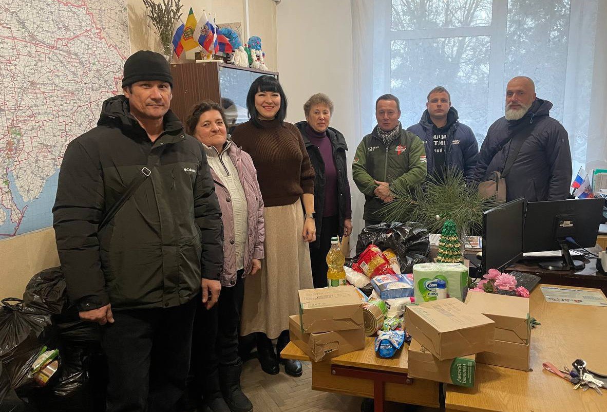 «Народный фронт» помогает жителям прифронтовых сёл Токмакского муниципального округа «Народный фронт» помогает жителям прифронтовых сёл Токмакского муниципального округа