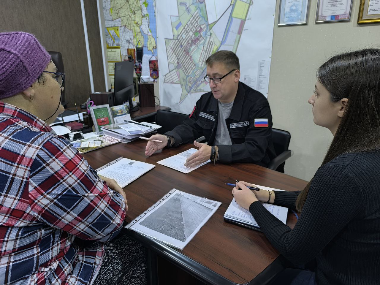 Александр Трудоношин: Как и обещал, провел личный прием граждан в День Конституции Российской Федерации Александр Трудоношин: Как и обещал, провел личный прием граждан в День Конституции Российской Федерации