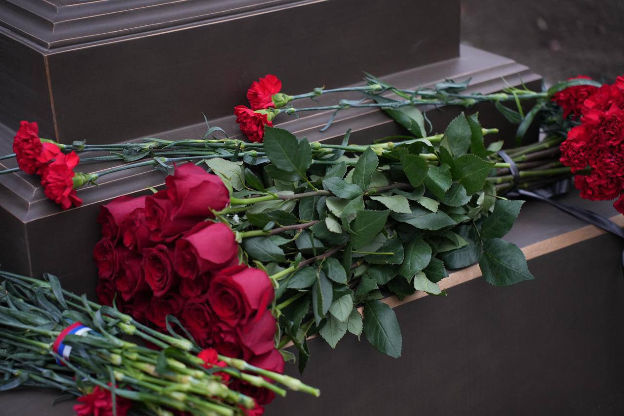 Евгений Балицкий: Принял участие в открытии бюста адмирала Фёдора Ушакова в новом сквере Мелитополя, названном в честь великого русского флотоводца Евгений Балицкий: Принял участие в открытии бюста адмирала Фёдора Ушакова в новом сквере Мелитополя, названном в честь великого русского флотоводца