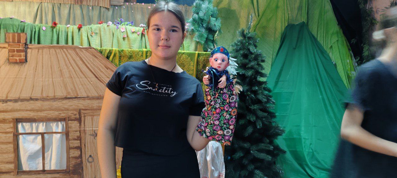 Юные артисты Константиновки представили кукольный спектакль Юные артисты Константиновки представили кукольный спектакль