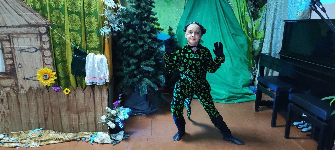Юные артисты Константиновки представили кукольный спектакль Юные артисты Константиновки представили кукольный спектакль
