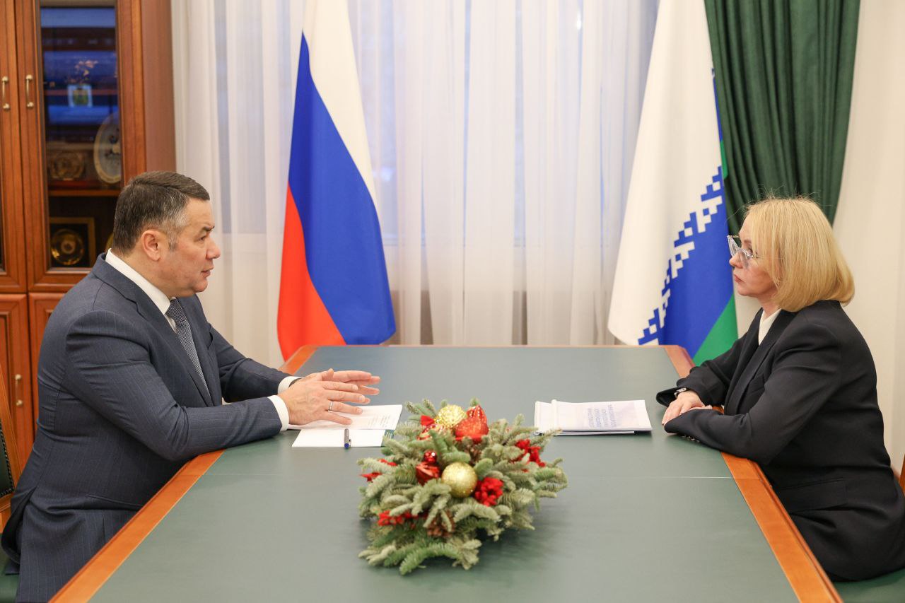 Ирина Гехт: Вместе с Полпредом России в Северо-Западном федеральном округе Игорем Михайловичем Руденей обсудили ключевые параметры принятого сегодня окружного бюджета