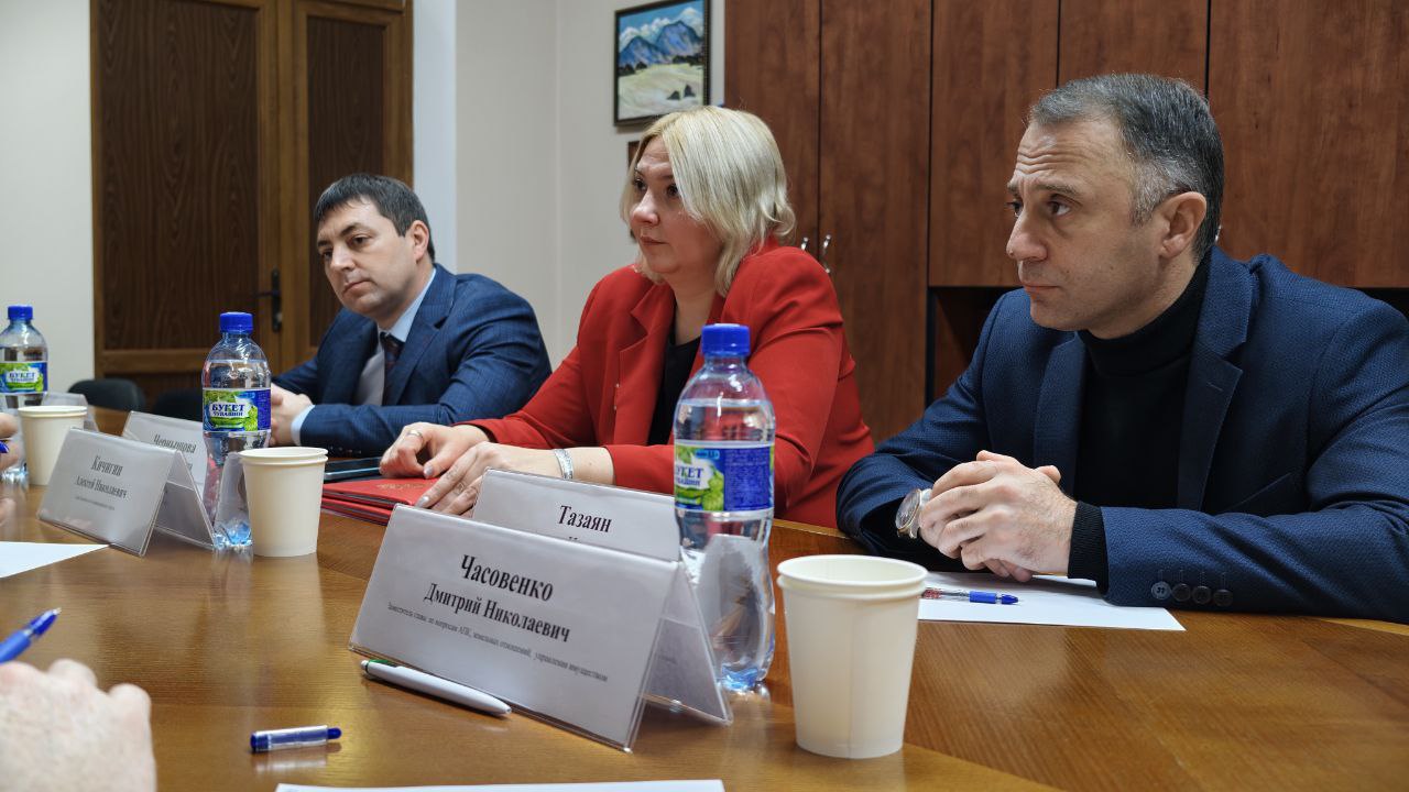 Договор о сотрудничестве – новый этап в развитии агропромышленного комплекса Бердянского МО Договор о сотрудничестве – новый этап в развитии агропромышленного комплекса Бердянского МО