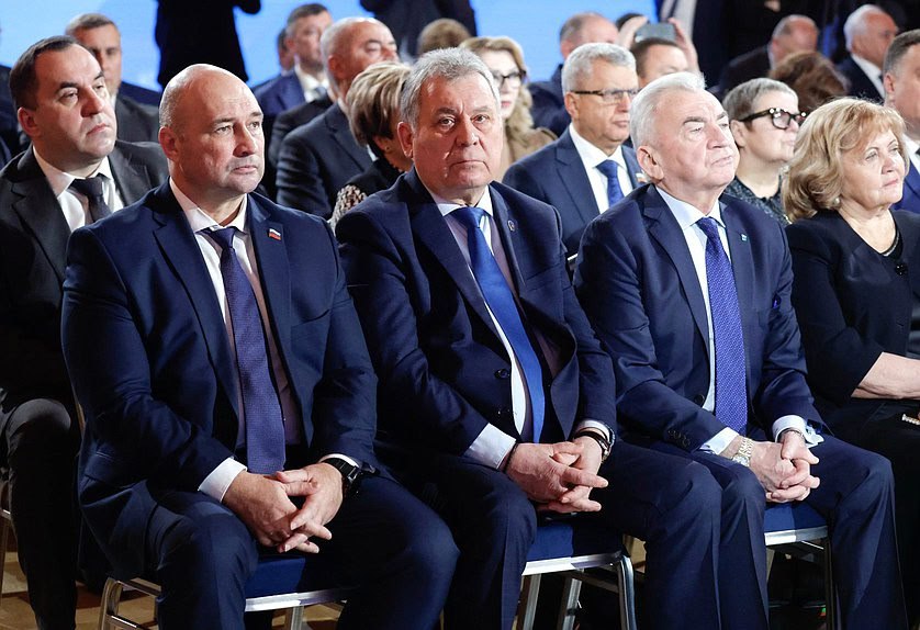 Виктор Емельяненко: В Москве прошло заседание Президиума Совета законодателей Российской Федерации при Федеральном Собрании Российской Федерации Виктор Емельяненко: В Москве прошло заседание Президиума Совета законодателей Российской Федерации при Федеральном Собрании Российской Федерации