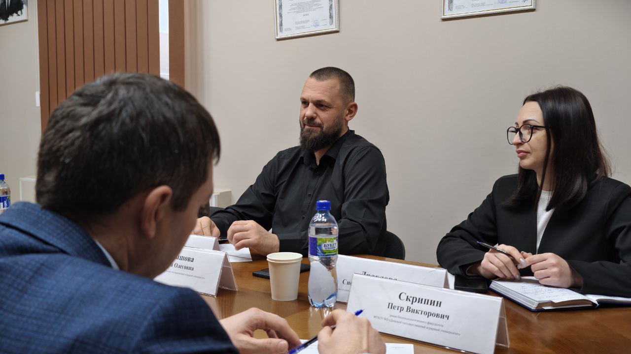 Договор о сотрудничестве – новый этап в развитии агропромышленного комплекса Бердянского МО Договор о сотрудничестве – новый этап в развитии агропромышленного комплекса Бердянского МО