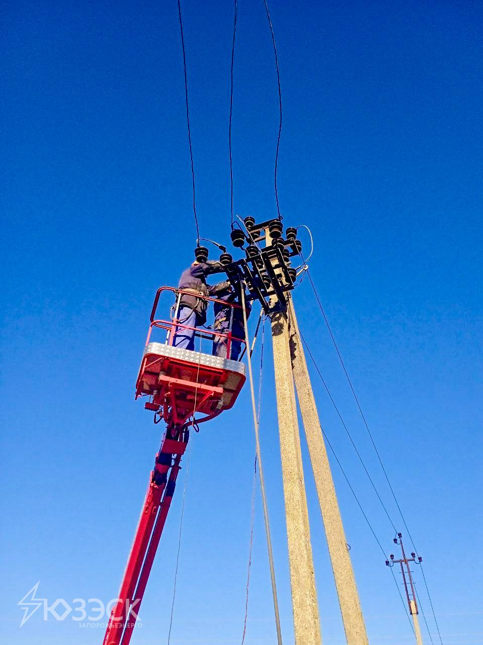 Акимовский район — ТО фидера, замена контактной группы, ремонт масляного выключателя Акимовский район — ТО фидера, замена контактной группы, ремонт масляного выключателя