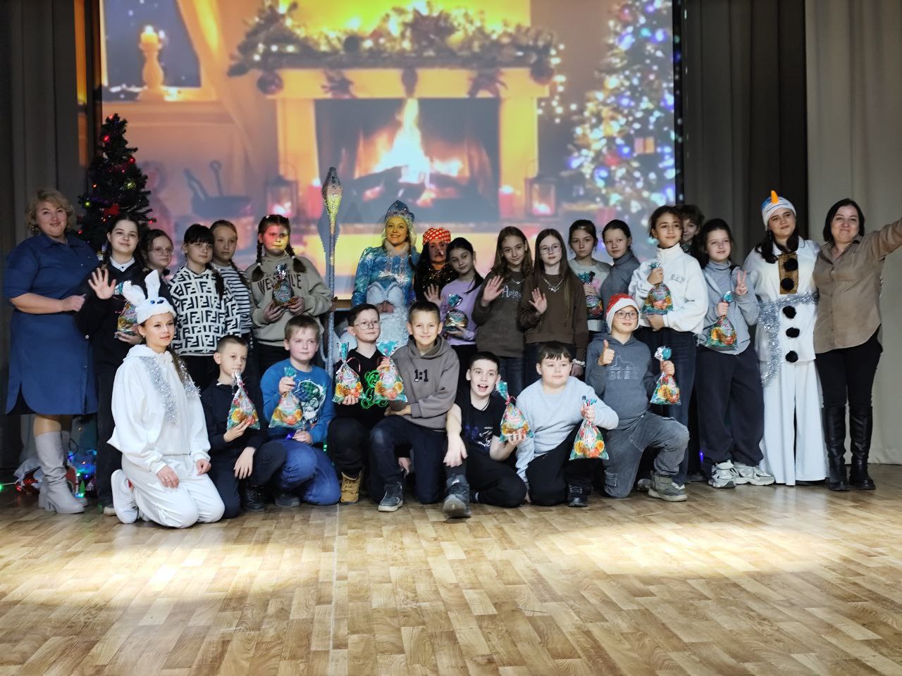 Александр Трудоношин: Добро пожаловать в резиденцию Деда Мороза! Александр Трудоношин: Добро пожаловать в резиденцию Деда Мороза!