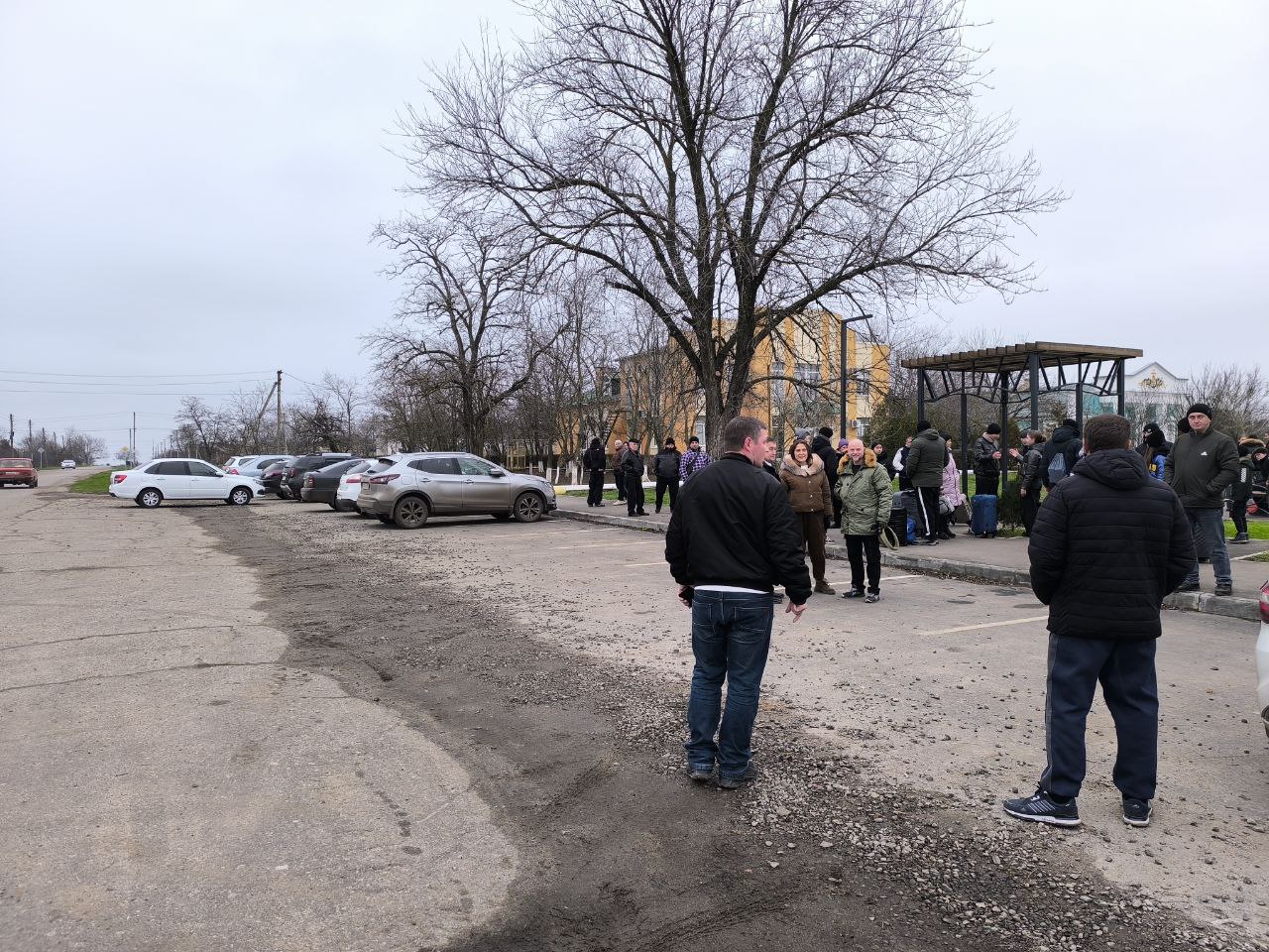 Еще одна группа ребят, финальная в этом году, отправилась в Ярославскую область на предновогодние каникулы Еще одна группа ребят, финальная в этом году, отправилась в Ярославскую область на предновогодние каникулы