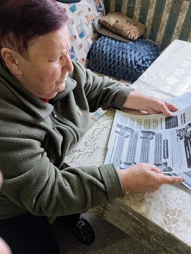 Горьковская сельская библиотека совместно с Горьковским СДК прошли беседы о безопасности в соцсетях,о потоке информации и ее восприятии пользователями