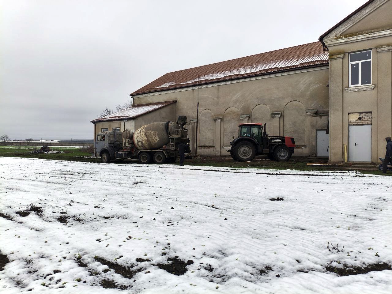 Раздольский территориальный отдел Администрации Михайловского муниципального округа выражает искреннюю благодарность ИП «Козлов» за оказанную помощь строителям, выполняющим ремонт Дома культуры села Раздол Раздольский территориальный отдел Администрации Михайловского муниципального округа выражает искреннюю благодарность ИП «Козлов» за оказанную помощь строителям, выполняющим ремонт Дома культуры села Раздол