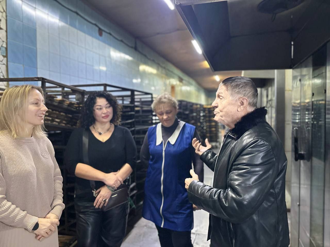 На прошлой неделе одно из ведущих предприятий Приморского муниципалитета - ООО "Приморский" - принимало гостей из Министерства АПК и продовольственной политики Запорожской области На прошлой неделе одно из ведущих предприятий Приморского муниципалитета - ООО "Приморский" - принимало гостей из Министерства АПК и продовольственной политики Запорожской области