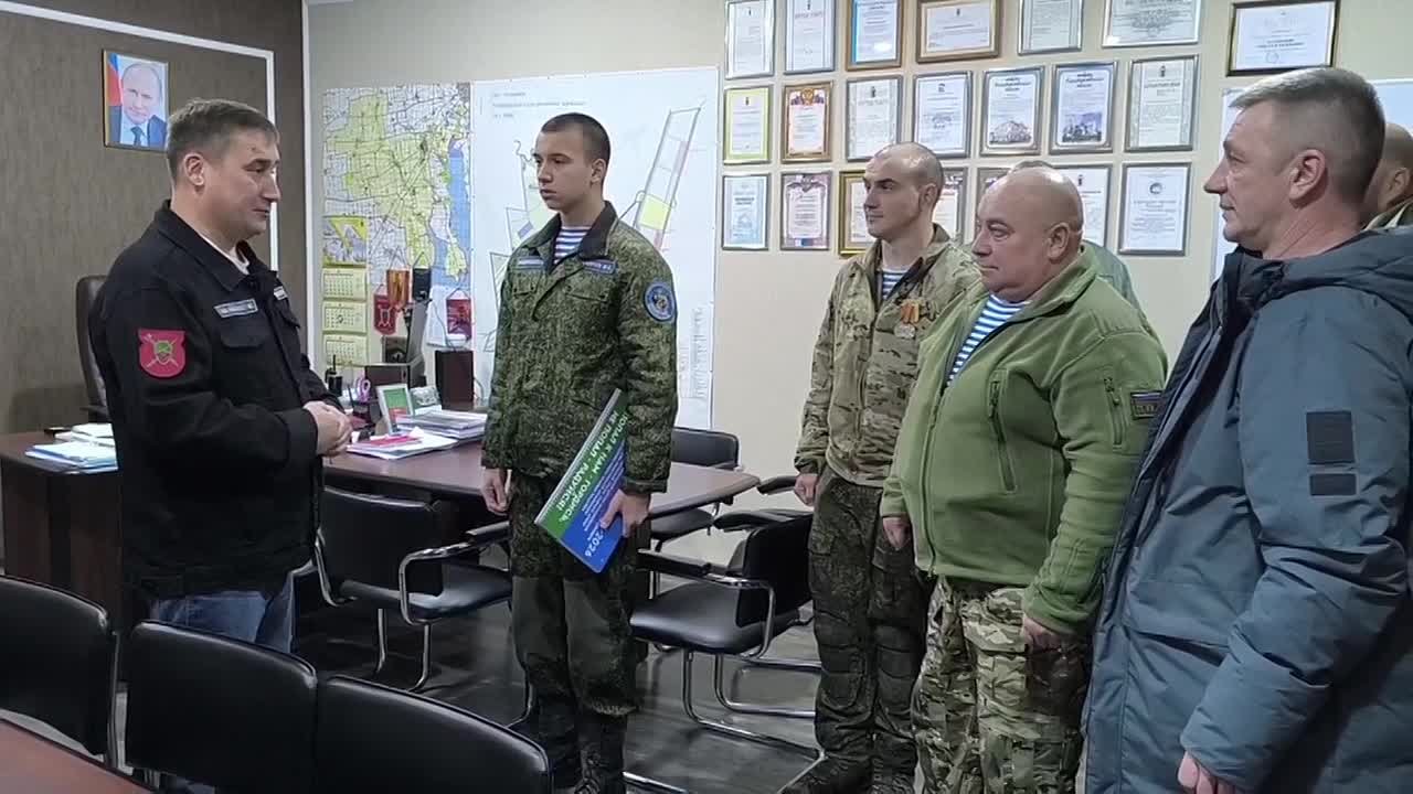 Александр Трудоношин: Два месяца назад с дружеским визитом у нас побывали мои друзья - «Ярославская региональная детско-молодежная военно-патриотическая Ордена генерала армии Маргелова общественная организация «Десантник»...