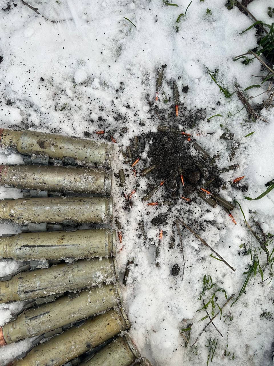 Полицейские в Запорожской области обнаружили схрон боеприпасов