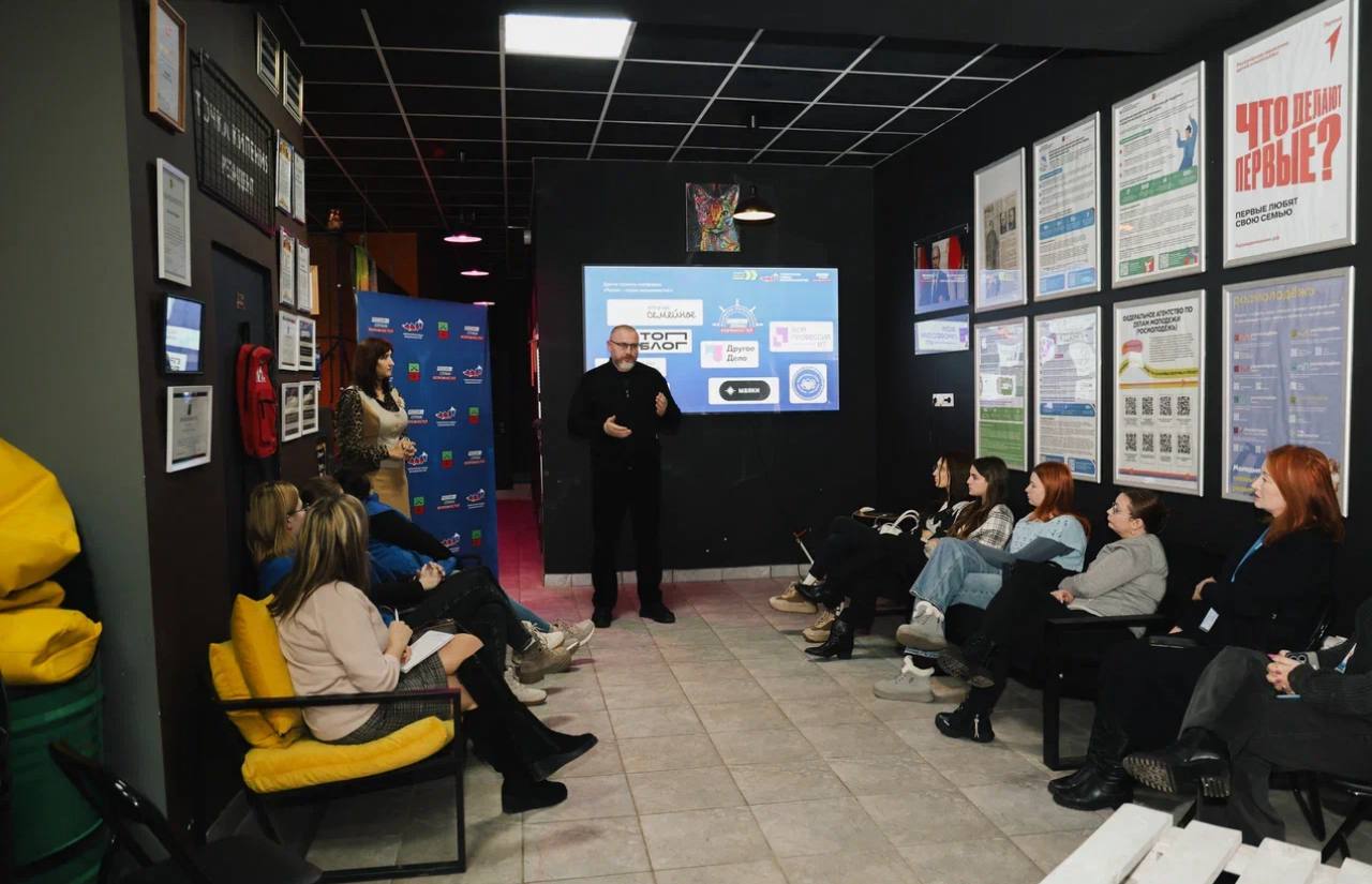 В Энергодаре презентовали президентскую платформу «Россия – страна возможностей» В Энергодаре презентовали президентскую платформу «Россия – страна возможностей»