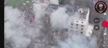 Гуляйполе Опубликовано видео зачистки штурмовой группой ВС РФ позиции ВСУ в многоэтажном доме на ул. Королёва в н.п. Гуляйполе (ВИДЕО)