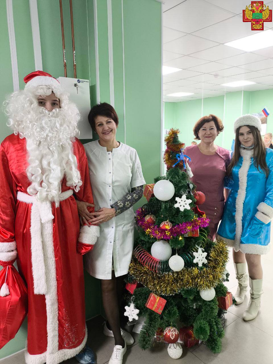 Новогоднее чудо в детской больнице Мелитополя: студенты подарили праздник юным пациентам Новогоднее чудо в детской больнице Мелитополя: студенты подарили праздник юным пациентам