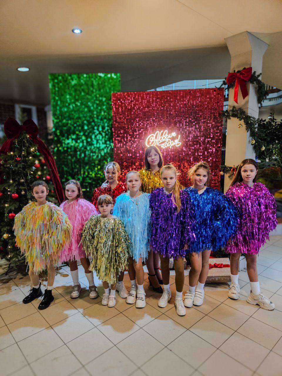 23-го декабря модели студии "Территория Моды" под руководством Анны Гасымовой приняли участие в показе на мероприятии "Новогодняя мастерская" прошедший на базе Министерства по молодежной политике Запорожской области 23-го декабря модели студии "Территория Моды" под руководством Анны Гасымовой приняли участие в показе на мероприятии "Новогодняя мастерская" прошедший на базе Министерства по молодежной политике Запорожской области