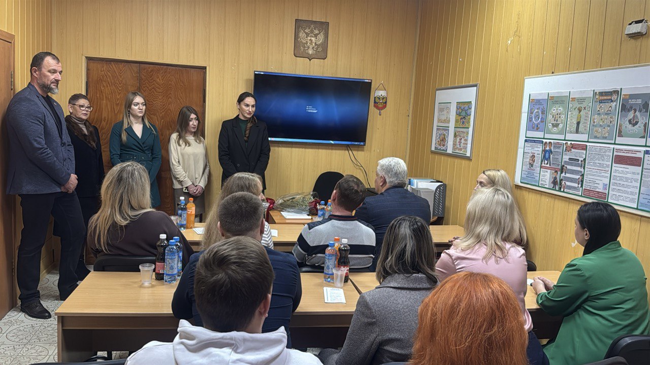 В Бердянске открылся первый пункт бесплатной правовой и психологической помощи несовершеннолетним В Бердянске открылся первый пункт бесплатной правовой и психологической помощи несовершеннолетним