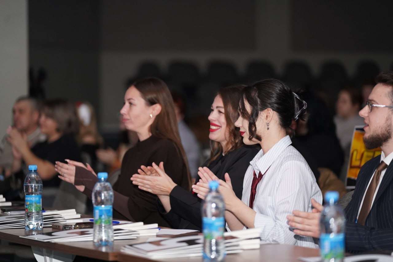 В Мелитополе определили победителя третьего сезона Запорожской лиги КВН В Мелитополе определили победителя третьего сезона Запорожской лиги КВН