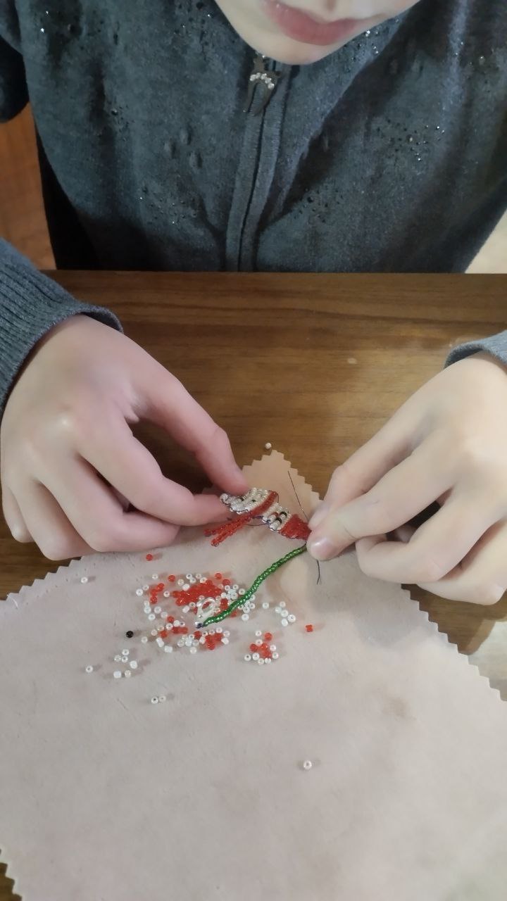 Творчество- лучший способ приблизить праздник! Наши рукодельницы доказали, что из простых материалов можно создать сказку Творчество- лучший способ приблизить праздник! Наши рукодельницы доказали, что из простых материалов можно создать сказку