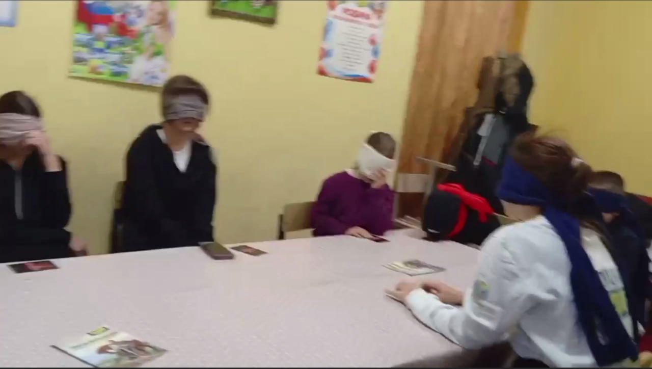 В селе Таврия Весёловского района по инициативе координатора Весёловского местного отделения ЛДПР Оксаны Лесовик прошло необычное и познавательное мероприятие для детей и подростков — игра «Мафия» в новом формате