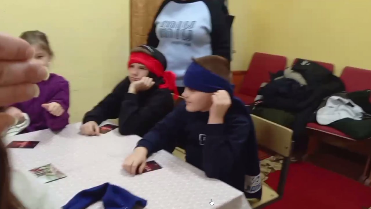 В селе Таврия Весёловского района по инициативе координатора Весёловского местного отделения ЛДПР Оксаны Лесовик прошло необычное и познавательное мероприятие для детей и подростков — игра «Мафия» в новом формате В селе Таврия Весёловского района по инициативе координатора Весёловского местного отделения ЛДПР Оксаны Лесовик прошло необычное и познавательное мероприятие для детей и подростков — игра «Мафия» в новом формате