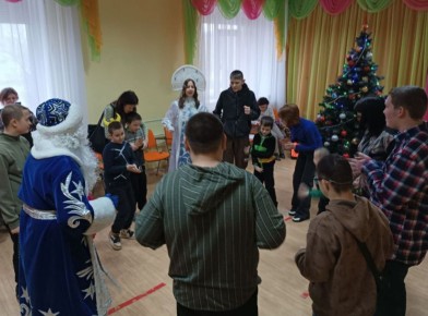 25.12.2025 г. в ГБУ «Комплексный центр социального обслуживания населения» Министерства труда и социальной политики Запорожской области, в отделении комплексной реабилитации детей-инвалидов г.Энергодар прошла встреча с...