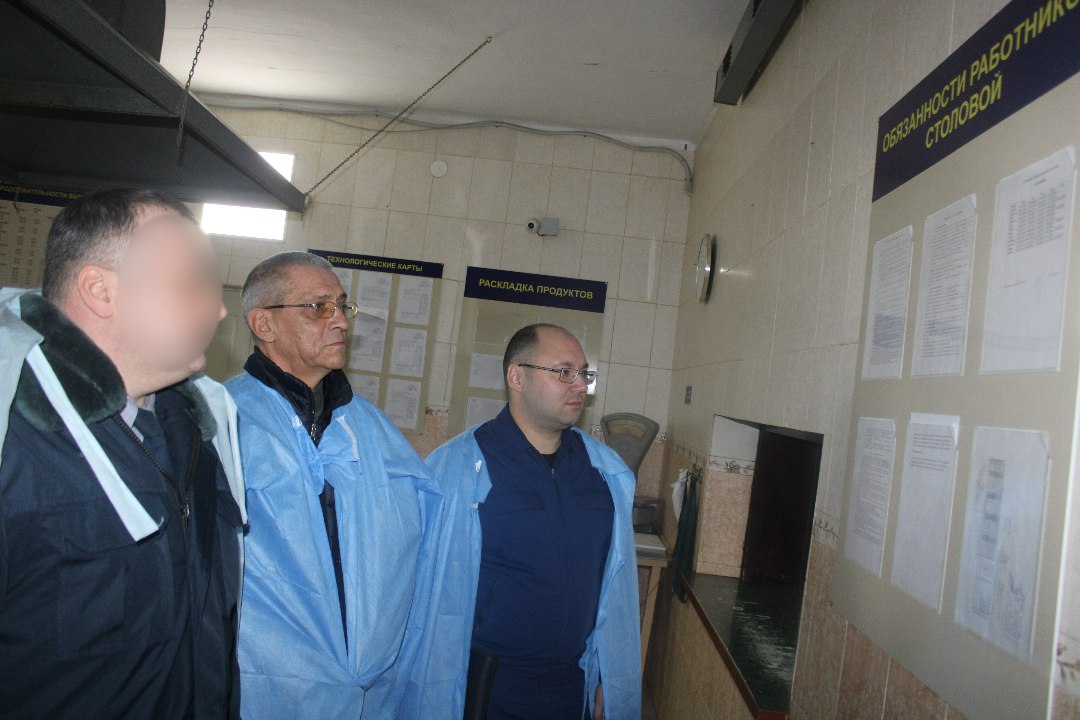 Исправительную колонию №1 посетили Уполномоченный по правам человека и прокурор по надзору Исправительную колонию №1 посетили Уполномоченный по правам человека и прокурор по надзору