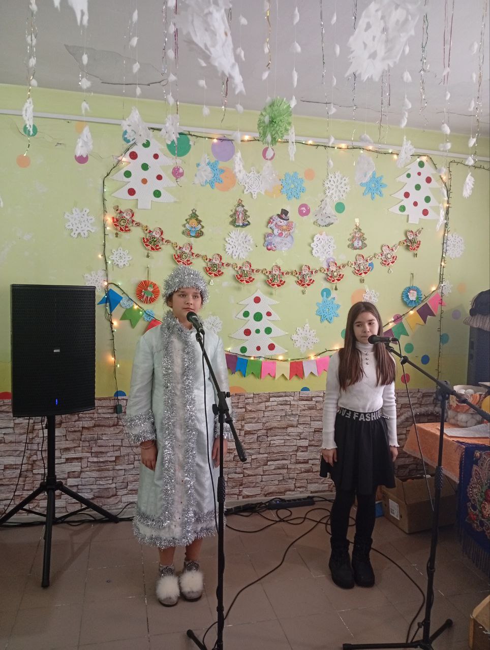 "ЗАЖИГАТЕЛЬНАЯ ЁЛОЧКА !". Новый год - самый любимый, добрый праздник, сказочный праздник всех детей "ЗАЖИГАТЕЛЬНАЯ ЁЛОЧКА !". Новый год - самый любимый, добрый праздник, сказочный праздник всех детей