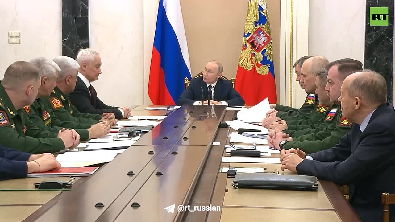 Российские войска освободили Лукьяновское в Запорожской области, сообщил командующий группировкой "Днепр"