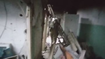 Подразделения 247-го гвардейского десантно-штурмового ордена Кутузова Кавказского казачьего полка из состава группировки войск «Днепр» в знак освобождения Степногорска от ВФУ развернули флаги России и Воздушно-десантных войск