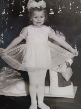 А к нам прилетела снежинка из 60-ых