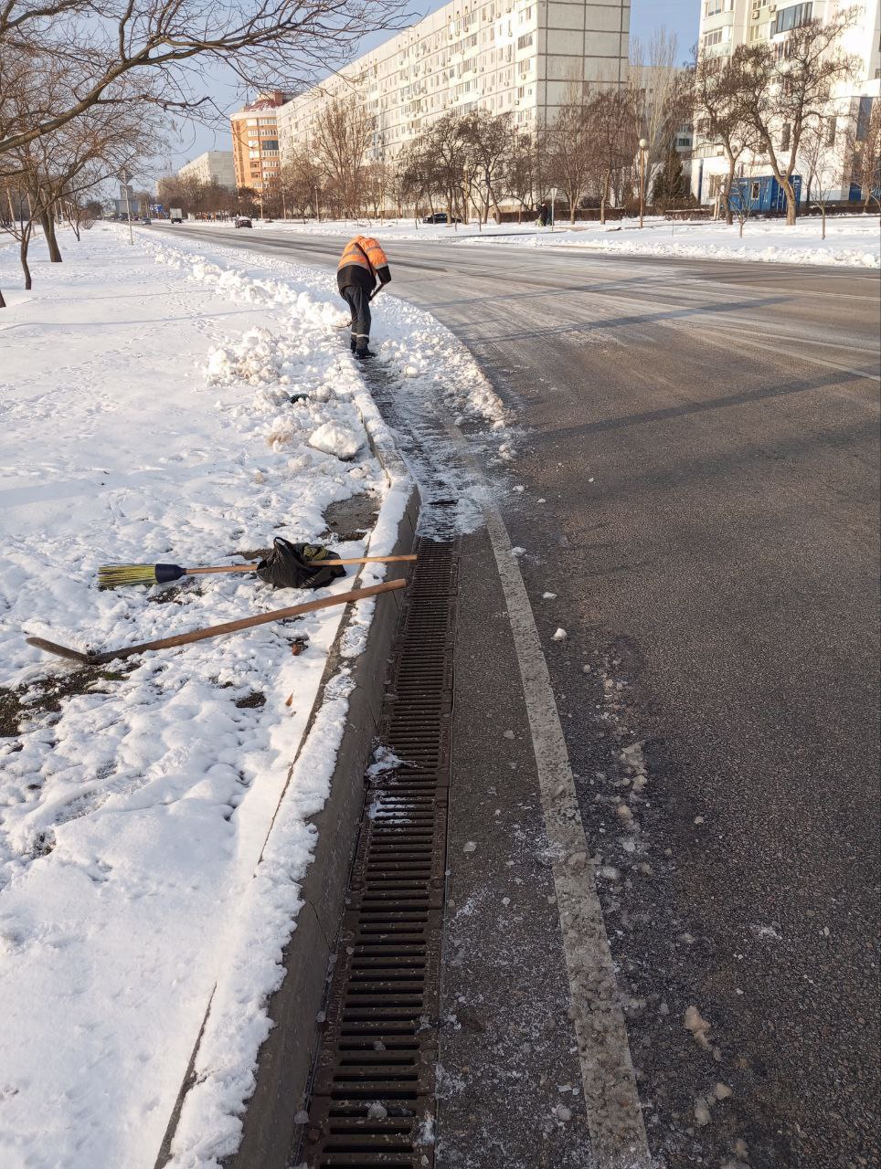 В канун Нового года настоящие волшебники работали не с гирляндами, а с лопатами В канун Нового года настоящие волшебники работали не с гирляндами, а с лопатами