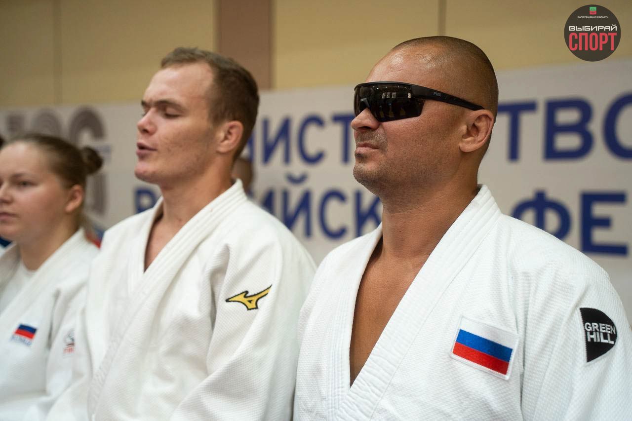 Дорогие друзья!. Мы с гордостью подводим итоги работы спортивной сферы Запорожской области Дорогие друзья!. Мы с гордостью подводим итоги работы спортивной сферы Запорожской области