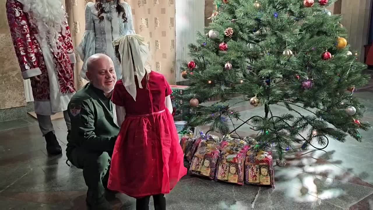 Михайловские дети получили подарки от шефов из Дагестана в рамках акции «Елка желаний»