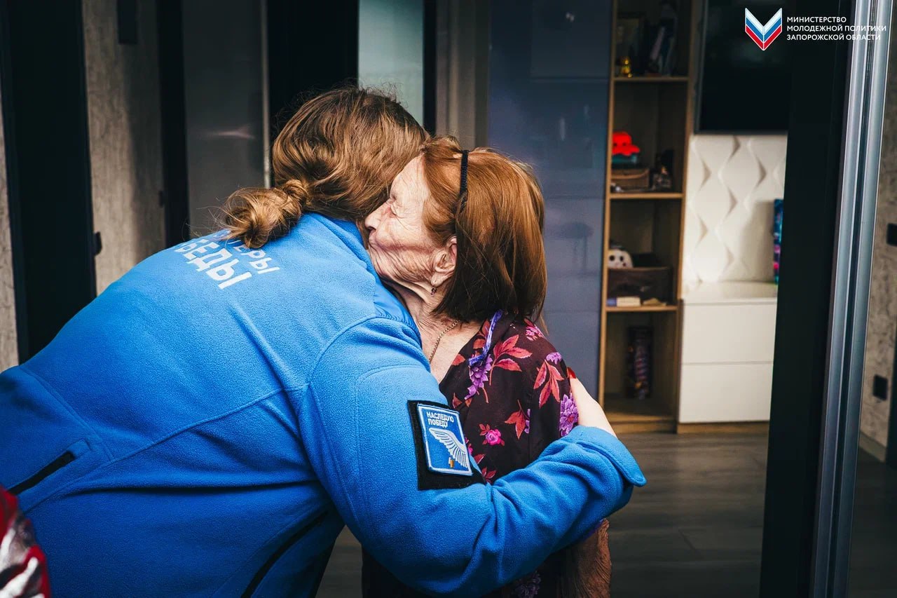 Всероссийская акция «Новый год в каждый дом»: посещение ветеранов Всероссийская акция «Новый год в каждый дом»: посещение ветеранов