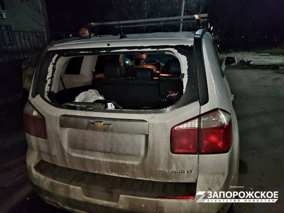 Фото последствий атаки украинских беспилотников на Бердянск Фото последствий атаки украинских беспилотников на Бердянск