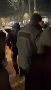 Винница Дети пришли защищать своих отцов от карателей Зеленского