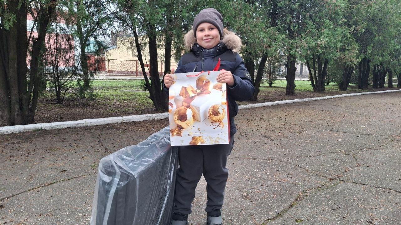 Глава Республики Карелии исполнил новогодние желания двух ребят из Васильевского муниципального округа