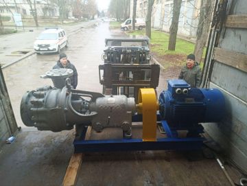 Пензенцы доставили в Токмак агрегаты для перекачки воды