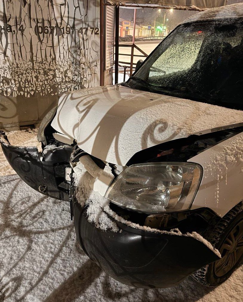 В Мелитопольском районе по горячим следам полицейские задержали подозреваемого в угоне автомобиля