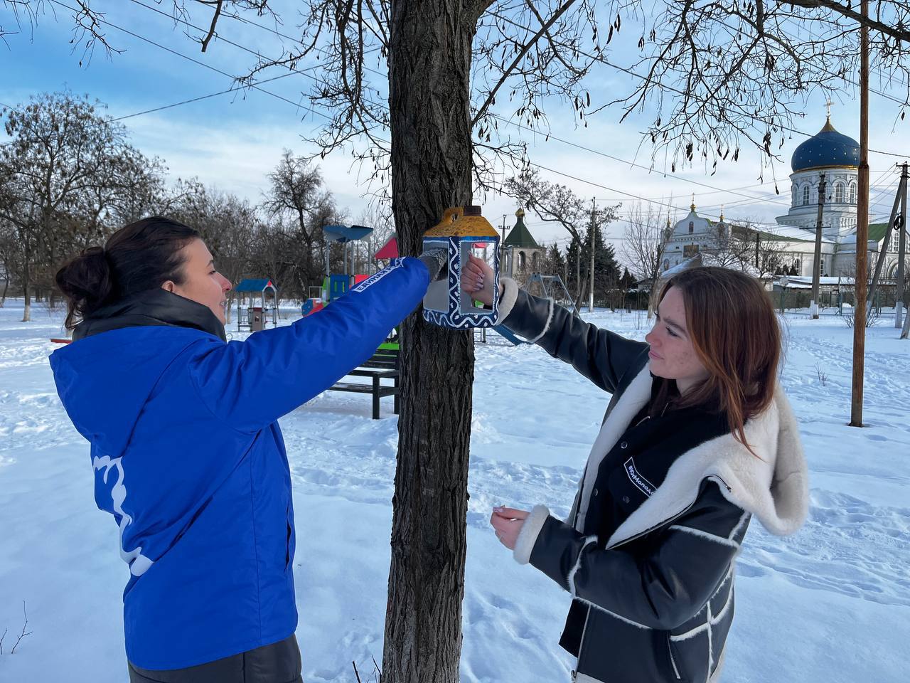 В Каменско-Днепровском округе активисты провели акцию ко Дню без интернета В Каменско-Днепровском округе активисты провели акцию ко Дню без интернета