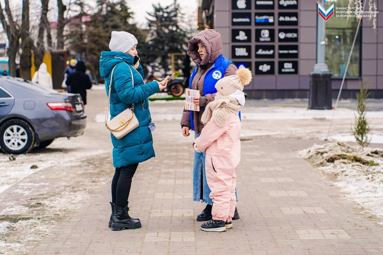 Символ жизни и вечной памяти: в Мелитополе прошла акция «Блокадный хлеб» Символ жизни и вечной памяти: в Мелитополе прошла акция «Блокадный хлеб»