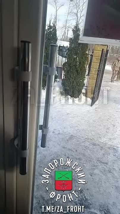 ���������� ������� ����������� "���" � ��� "�������" ������� ��������� � ���, ��� ������� �������� ������� ������������ ������� ������� �������