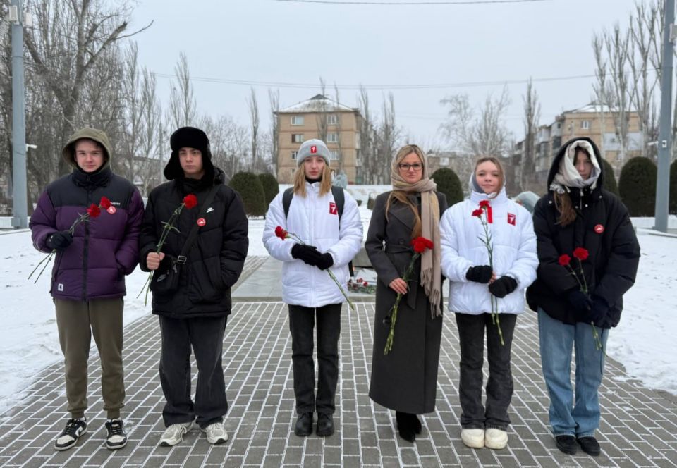 Представители судебной системы Запорожья почтили память жертв блокадного Ленинграда Представители судебной системы Запорожья почтили память жертв блокадного Ленинграда