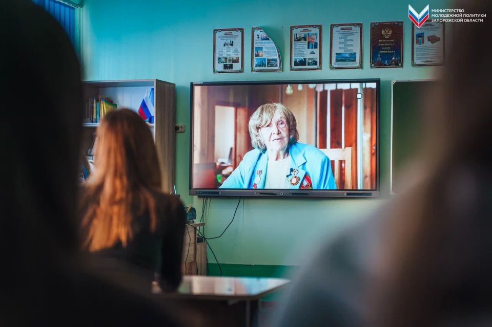 ������������� ������������ ����� ����� ������� ��������� � ���������������� ����� �1