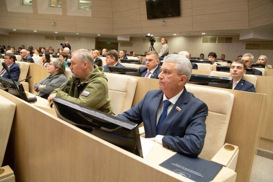 ������ �����������: ������ ������� � ����������� ��������� ������ �� �������� ���������� �������������� ��������� �� � �������� � ���������-������������� ������� ������ �� ���� ��������������� �������� � ��������������...